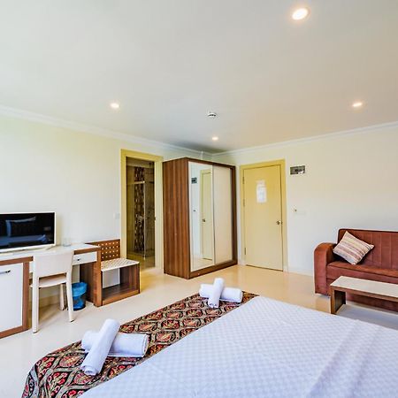La Moda Beach Hotel 카스 외부 사진