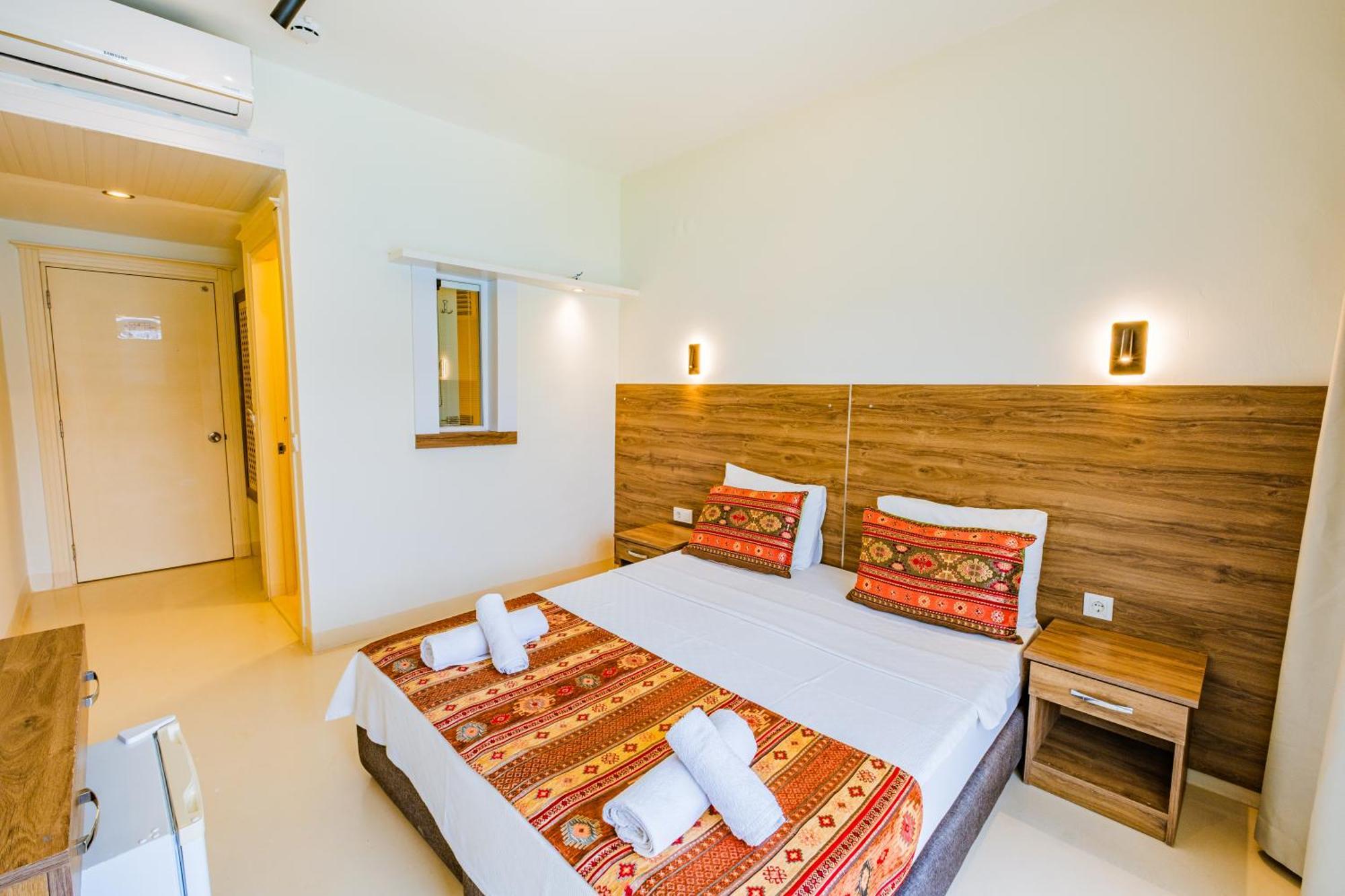 La Moda Beach Hotel 카스 외부 사진